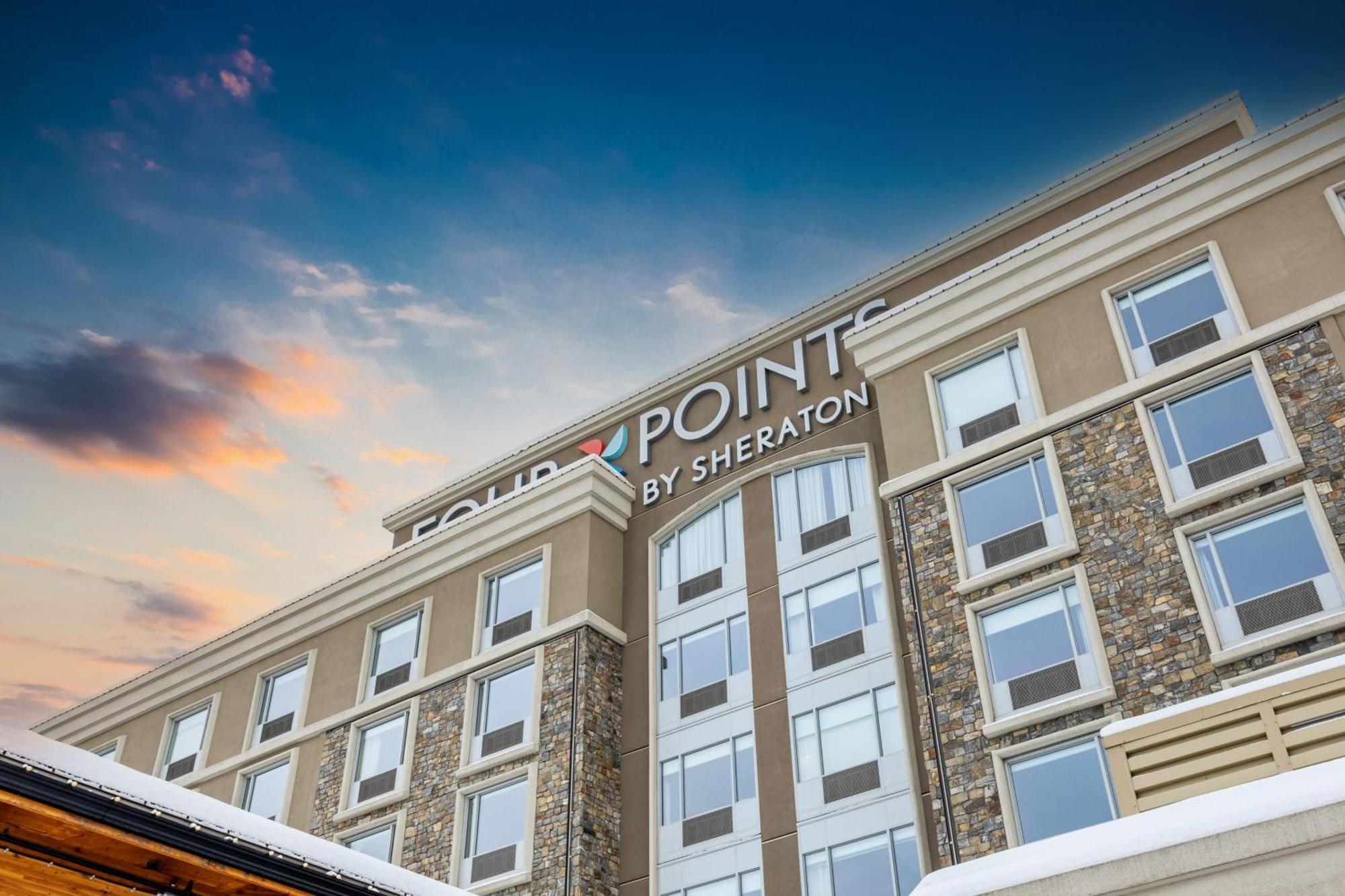 Four Points By Sheraton Kelowna Airport Exterior photo